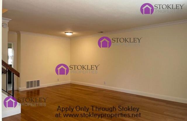 538 Churchill Downs Court Gallery 3