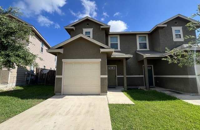 7011 Donovan Way photos photos