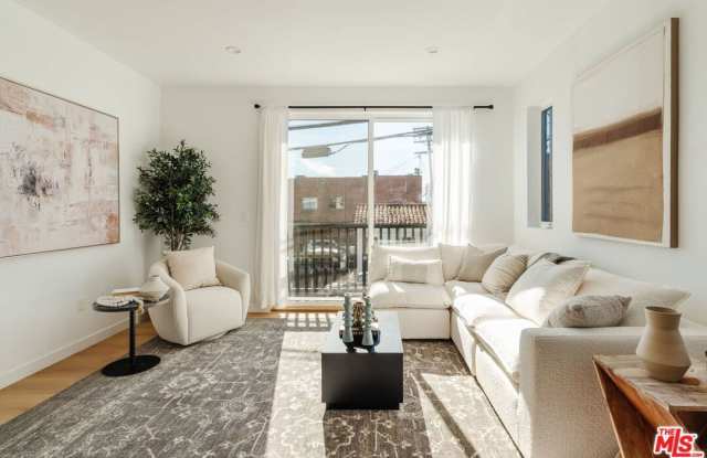 6763 Lexington Ave unit: A photos photos