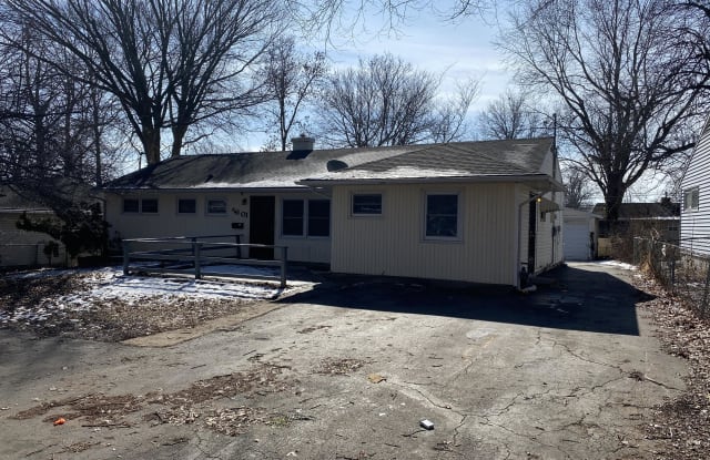 7601 East 108th Street - 7601 East 108th Street, Kansas City, MO 64134