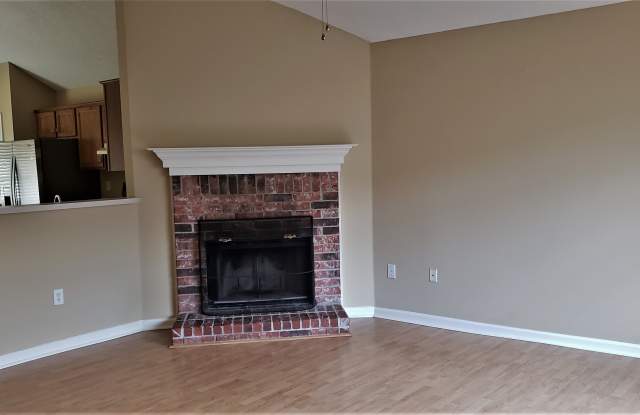 10061 Woodland Pine Cv E Gallery 3