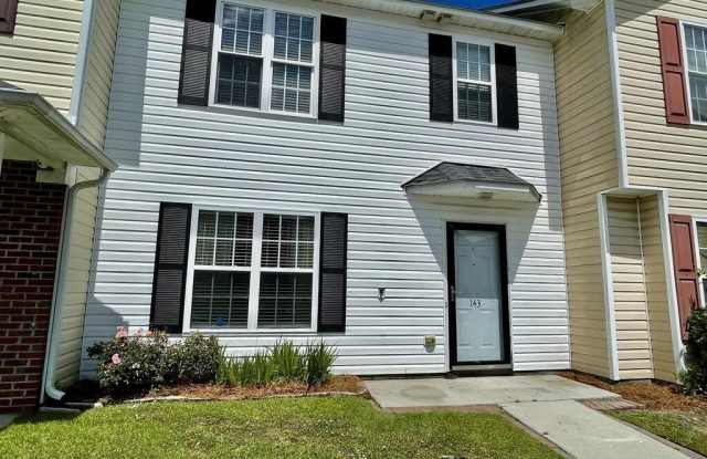 143 Apache Trail photos photos