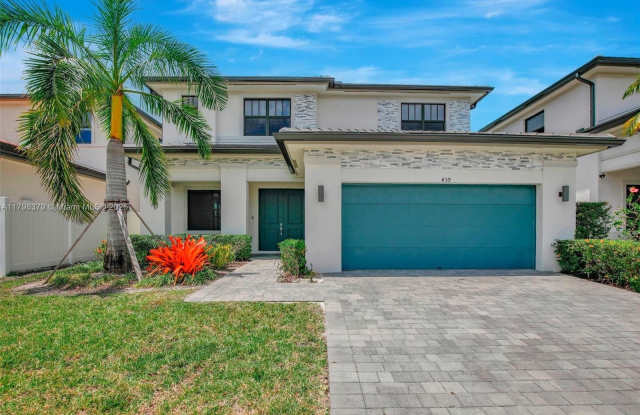 4398 SW 174th Ave photos photos
