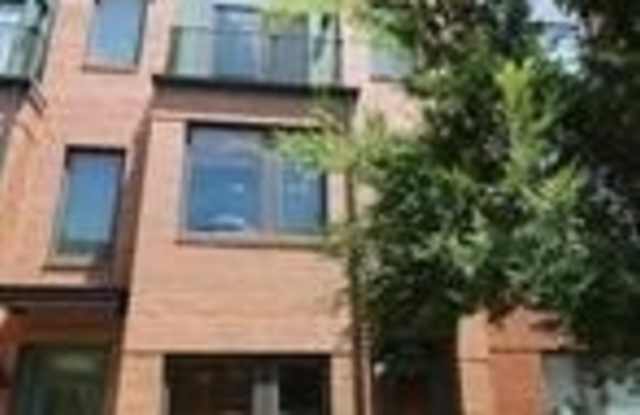 2992 DISTRICT AVE photos photos