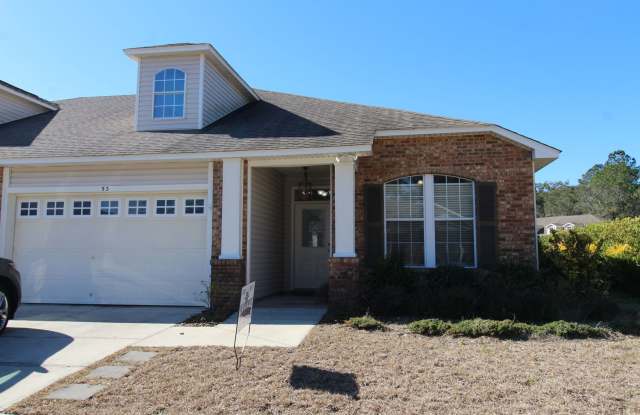 3 Bedroom Duplex Available Now! - 53 Covington Circle, Crawfordville, FL 32327