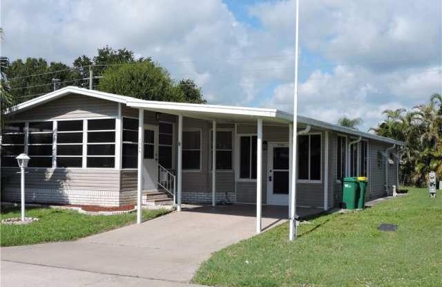 7508 Niantic Avenue - 7508 Niantic Avenue, Micco, FL 32976