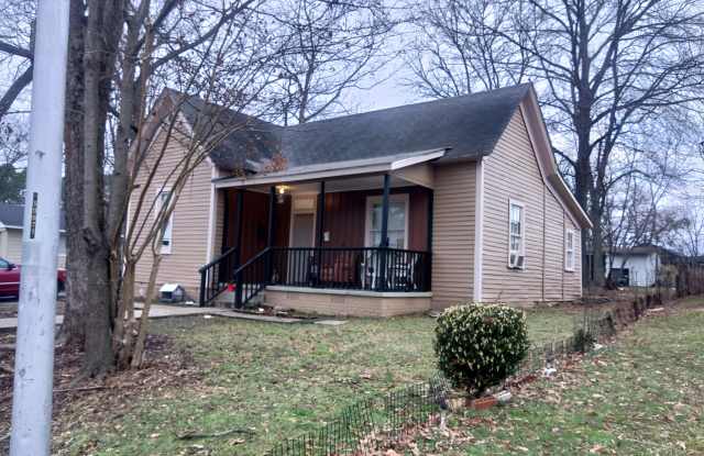 409 W 20th Apt B R photos photos