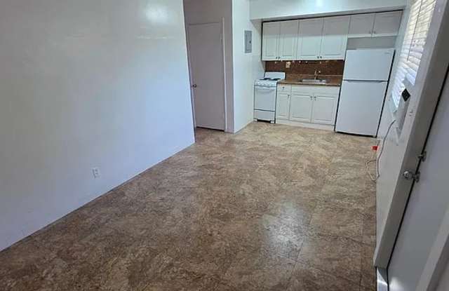 2850 Southwest 18th Terrace Gallery 2