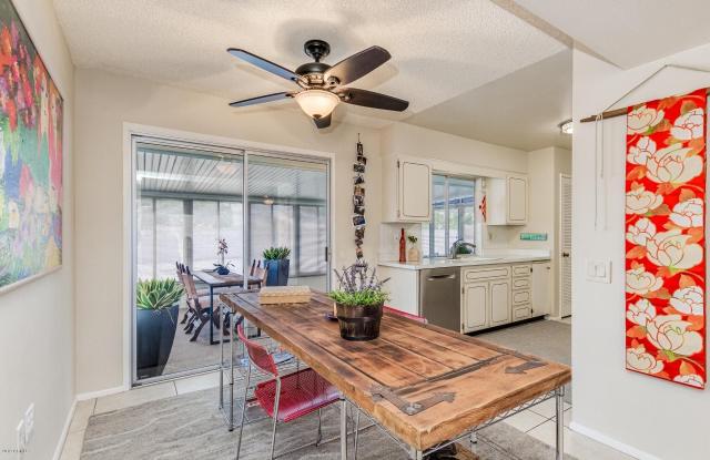 10441 W BURNS Drive - 10441 West Burns Drive, Sun City, AZ 85351