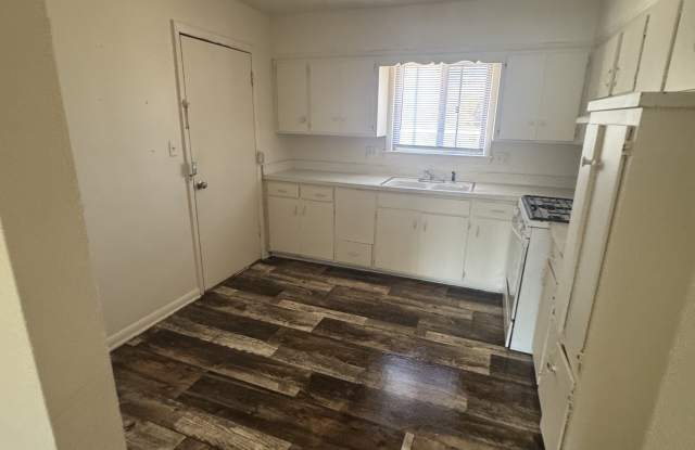 6406 North 87th Street - 3 Gallery 1