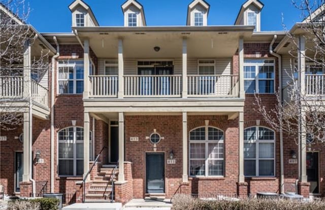 411 OLD PINE Way - 411 Old Pine Way, Walled Lake, MI 48390