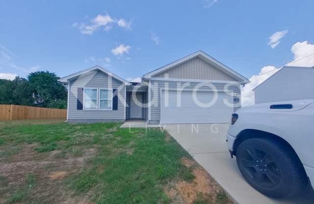 339 Shelton Road - 339 Shelton Road, Radcliff, KY 40160
