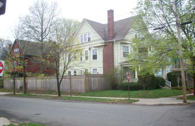 950 Elm St - 950 Elm St, New Haven, CT 06511