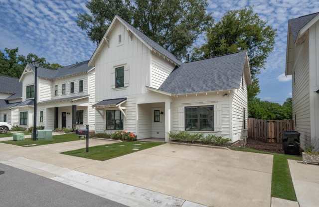 2 Bedroom Home in Premier Location - 1512 Cottage Grove, Vestavia Hills, AL 35243