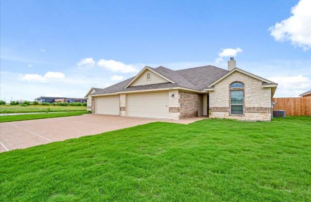 Duplex on Hilltop Drive | Midway ISD Gallery 4