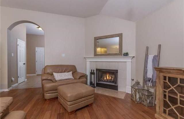 169 Hickory LN Gallery 4