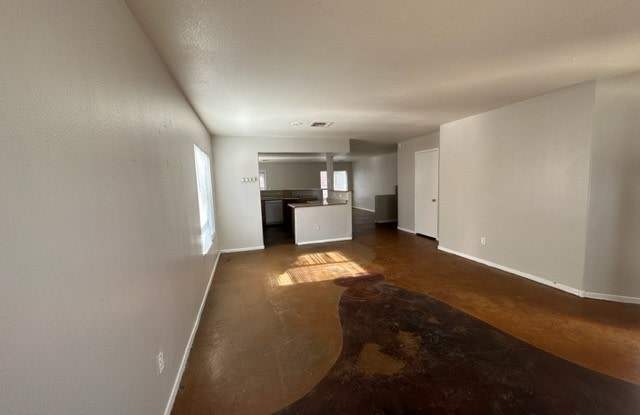 3029 Fern Crest Avenue Gallery 2