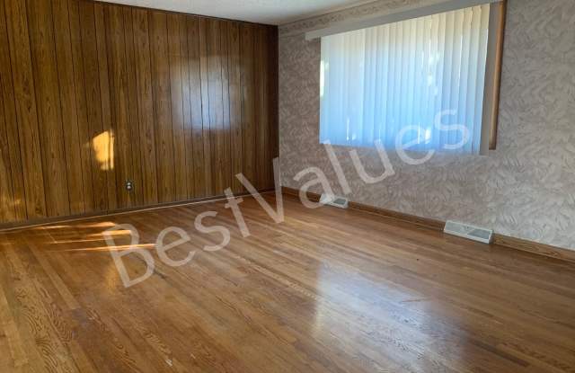 12457 E Virginia Pl Gallery 3