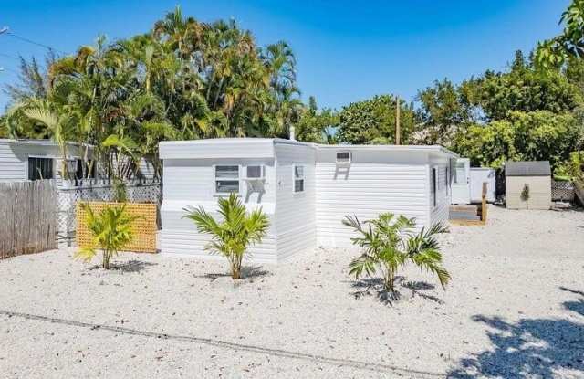 30925 Mercedes Road photos photos