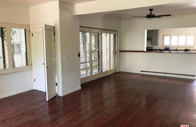 652 ANGELUS Place Gallery 2