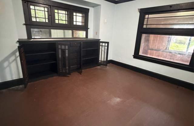 111 North Brockway Avenue - home Gallery 4