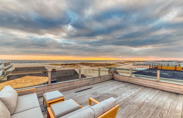 2115 Pacific Boulevard - 2115 Pacific Boulevard, Atlantic Beach, NY 11509