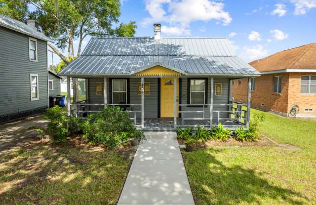 CHARMING DOWNTOWN ST. CLOUD COTTAGE – 2 BEDROOM / 1 BATH photos photos