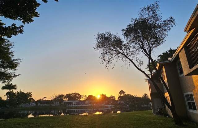 2001 NW 96th Terrace unit: 10 F photos photos