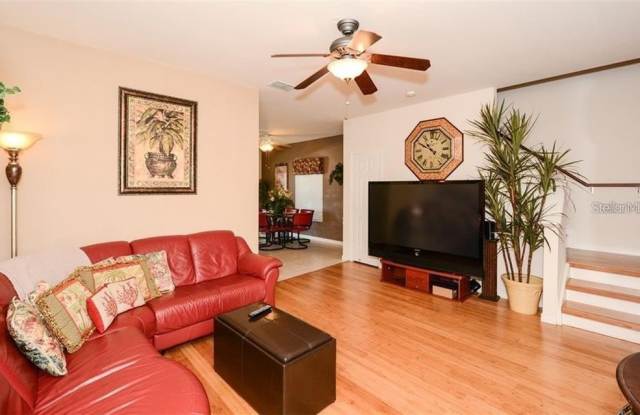 7685 PLANTATION Circle Gallery 3