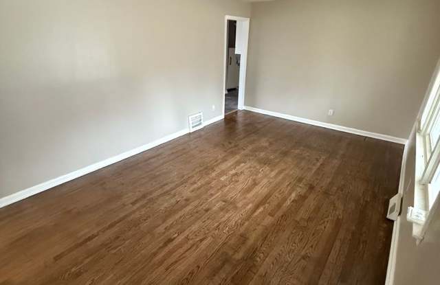 Beautiful 3-Bedroom Home for Rent in Raytown, MO! Gallery 4