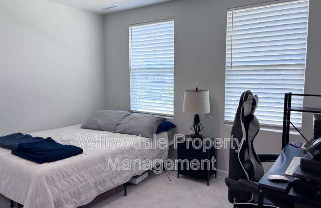 158 Zealand Ct Gallery 3