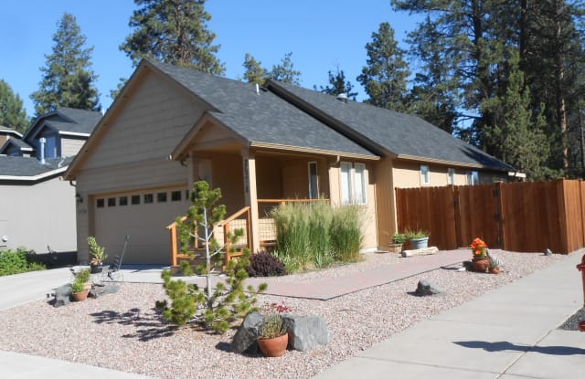 20318 Knightsbridge Place Gallery 1