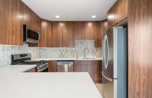 1275 1/2 Robinson Avenue photos photos