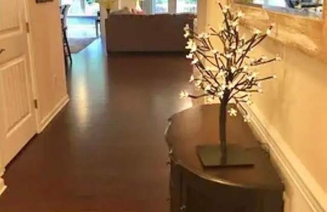 1284 Magnolia Row Trail Gallery 2