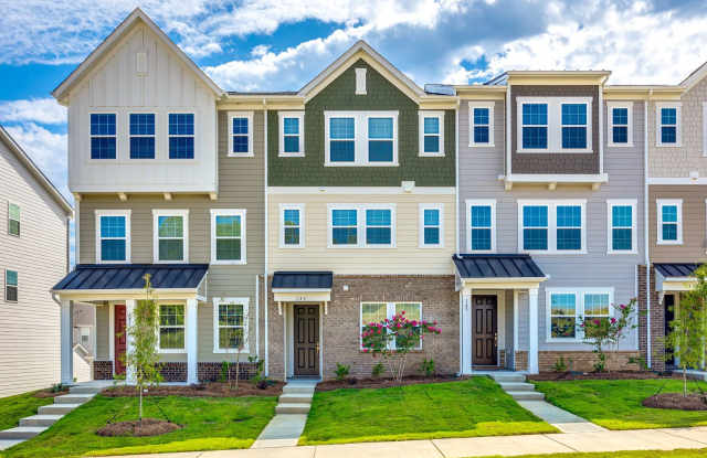 Beautiful 3-bedroom, 3.5 bath townhome in Elizabeth of fabulous Fort Mill!! photos photos