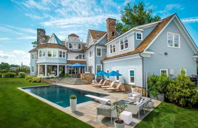 186 Shore Road - 186 Shore Road, Old Greenwich, CT 06870