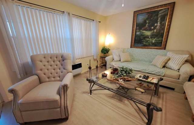 336 Oakridge S photos photos