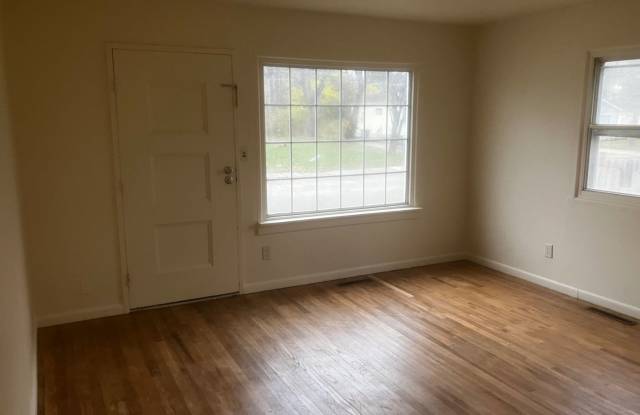 Charming 3BR Home with Beautiful Wood Floors photos photos