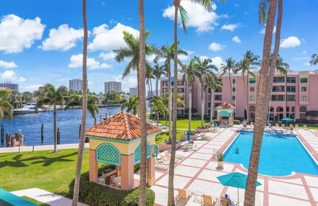 100 SE 5th Avenue photos photos