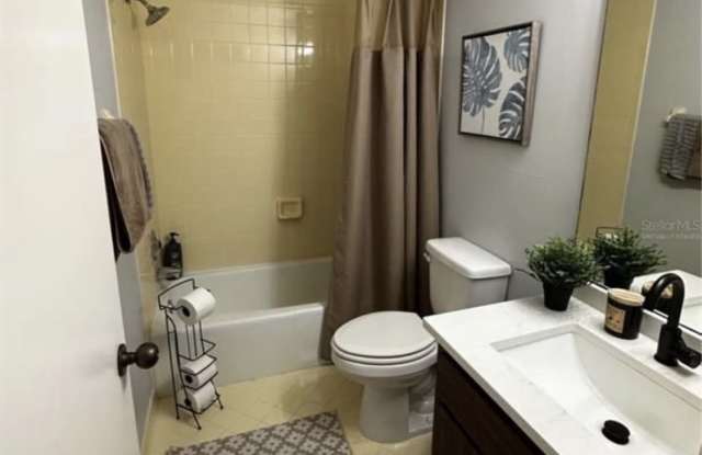 19960 Southwest 83 Place Road Gallery 2