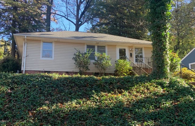 703 Cliffside Terrace - 703 Cliffside Terrace, Greensboro, NC 27403