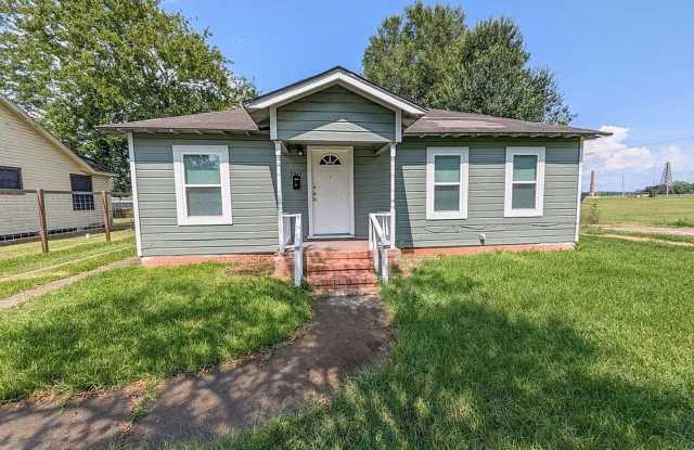 House For Rent 5365 E Parkway Dr, Beaumont, TX 77705 photos photos