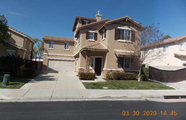 39820 Monarch Dr - 39820 Monarch Drive, Murrieta, CA 92563