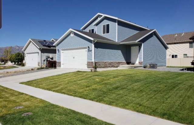 Beautiful 3-Bedroom Home for Rent in Eagle Mountain! Gallery 1