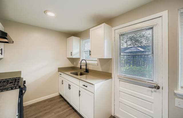 10607 Kendrick photos photos 10607 Kendrick photos photos