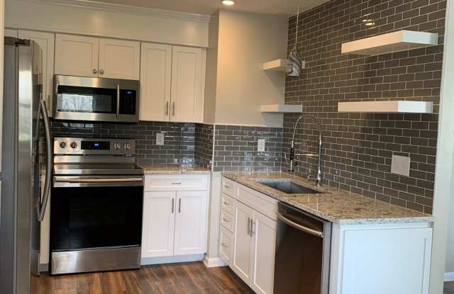 4546 Moraine Avenue Gallery 2