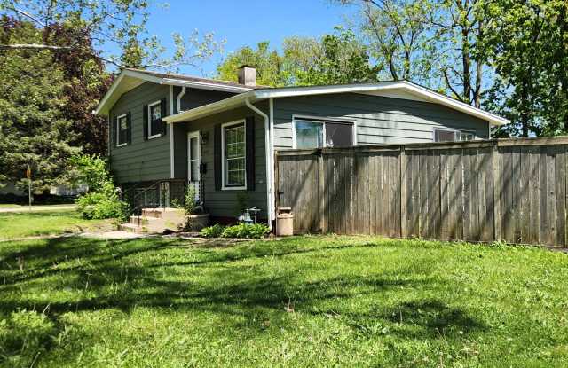 4003 Latham Street Gallery 4