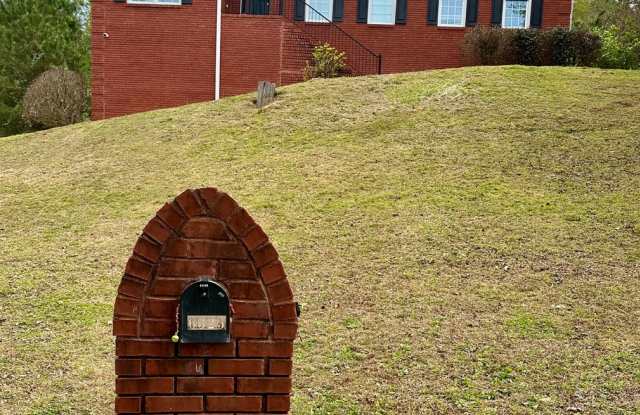 4BR/3BA - 2 Car Garage Home Available in Trussville, AL photos photos