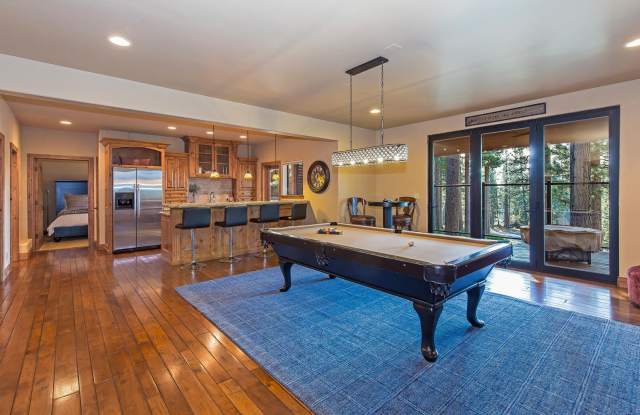 Turn Key Tahoe Property Gallery 4