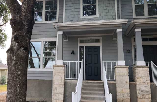 **PLUM CREEK / KYLE ( 2 WKS FREE w/lease through 5.31.27  qualified app ) photos photos